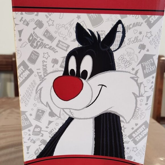 Scentsy Buddy Loony Tunes Sylvester the Cat NEW with Loony Tunes scent pack - Picture 3 of 3
